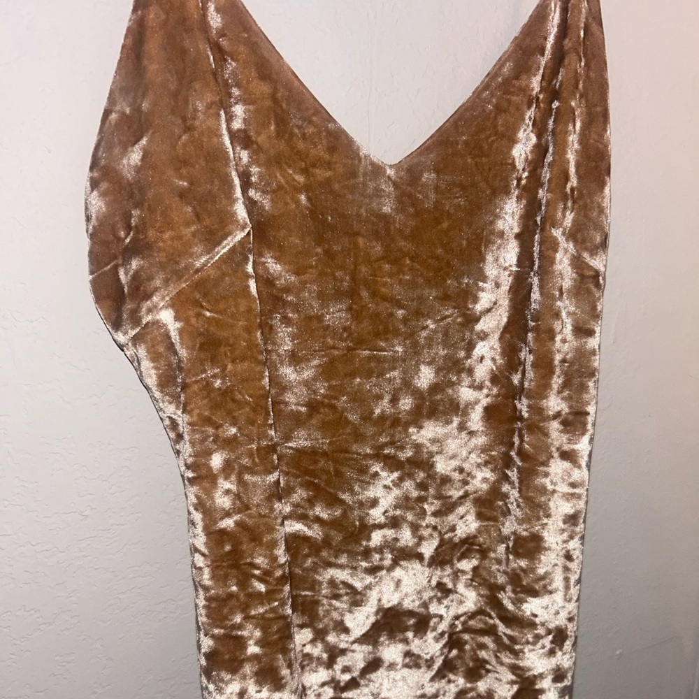 Stunning velvet long dress